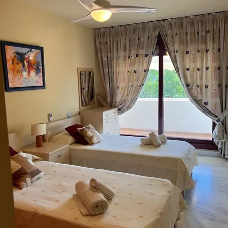 Apartamento Elegant In Benahavís With Shared Pool, 100 M² Estepona