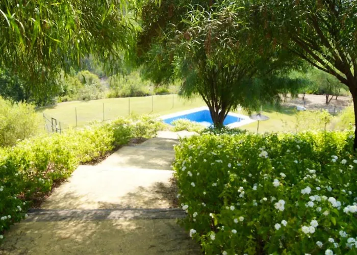 Διαμέρισμα Elegant In Benahavis With Shared Pool, 100 M²