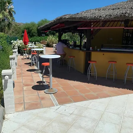 Elegant In Benahavis With Shared Pool, 100 M² Lägenhet Estepona